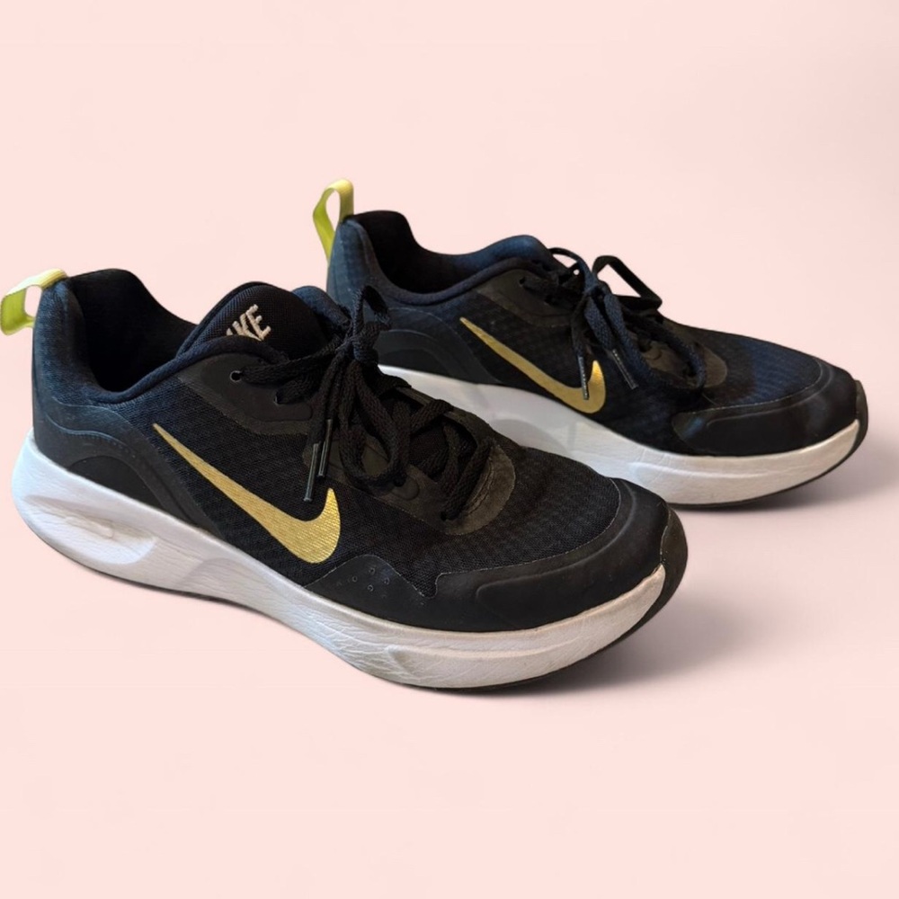 Nike Black and Gold Athletic Shoes